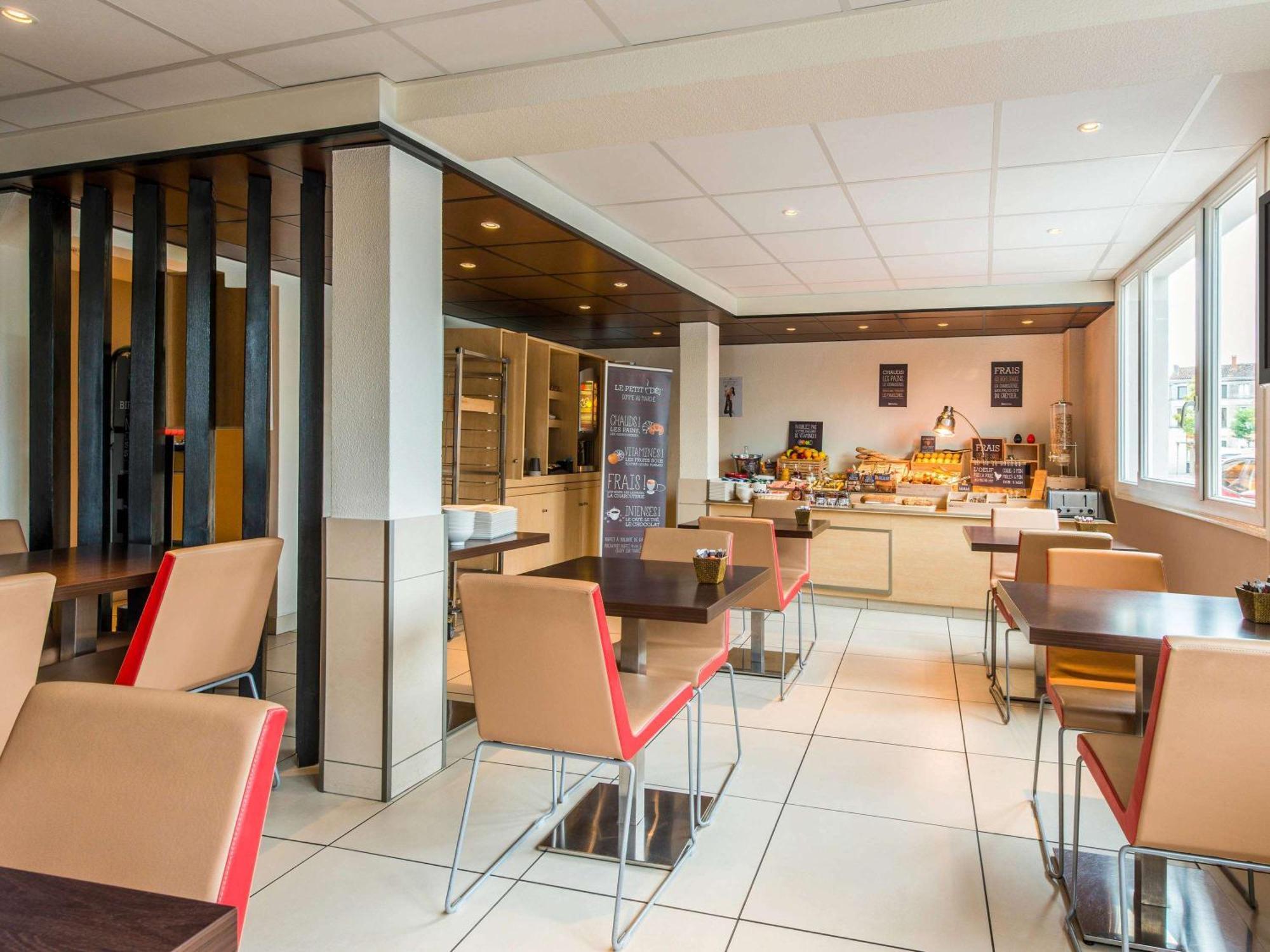Hotel Ibis Cognac Centre エクステリア 写真