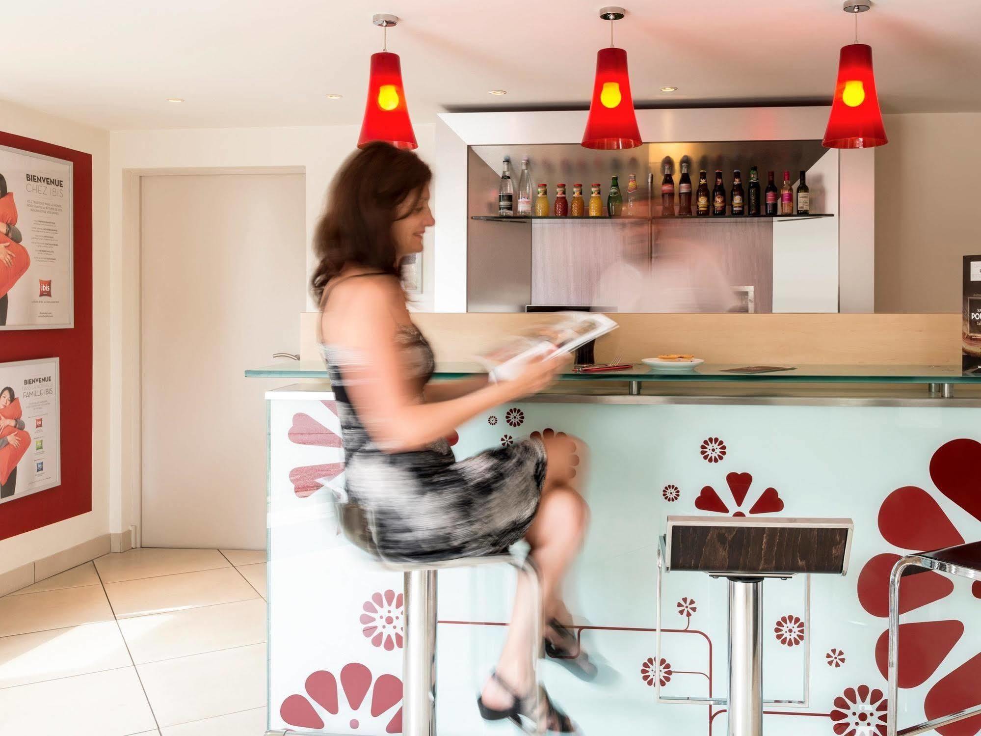 Hotel Ibis Cognac Centre エクステリア 写真