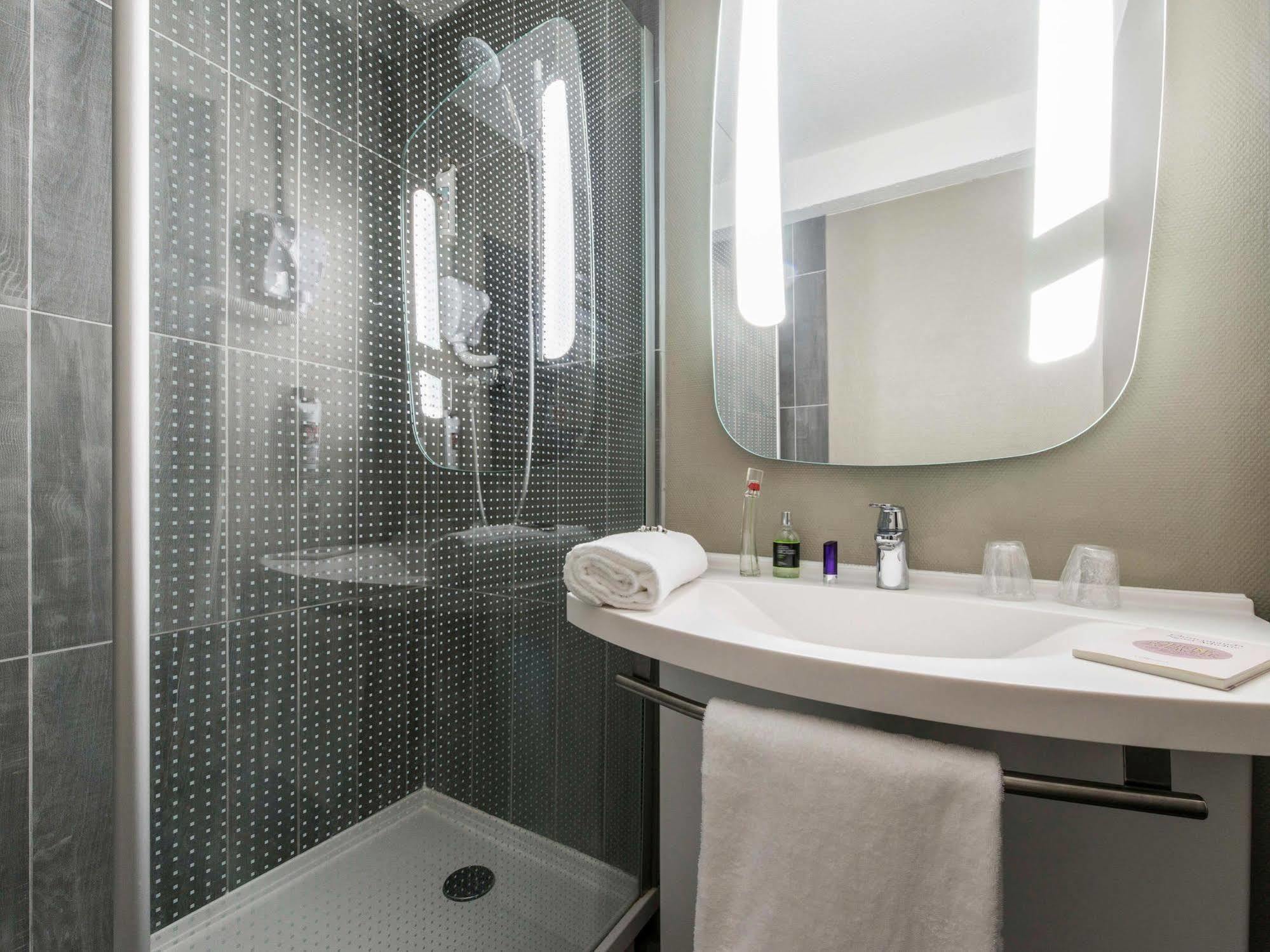 Hotel Ibis Cognac Centre エクステリア 写真